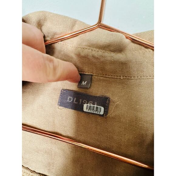 DL1961 Khaki Tan Short Sleeve Button Front Flap Pockets Montauk Shirt Size M - Picture 4 of 9